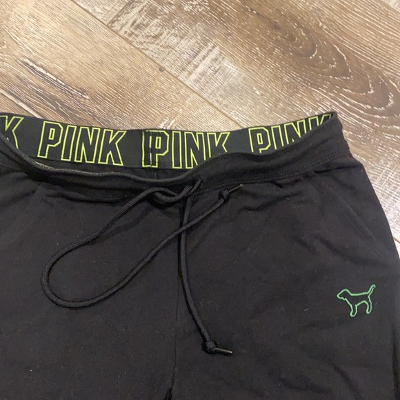 Track pants - Picture 2 of 3